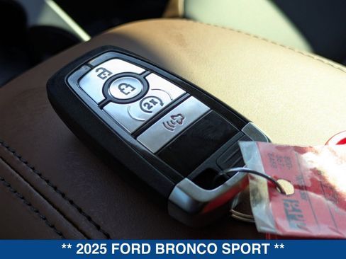 New 2025 Ford Bronco Sport Outer Banks AWD/4WD image 34
