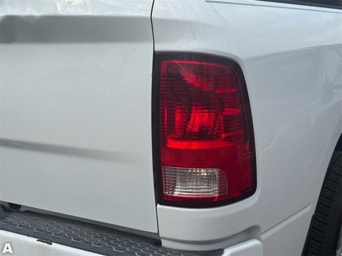 Used 2014 RAM 1500 Express image 11