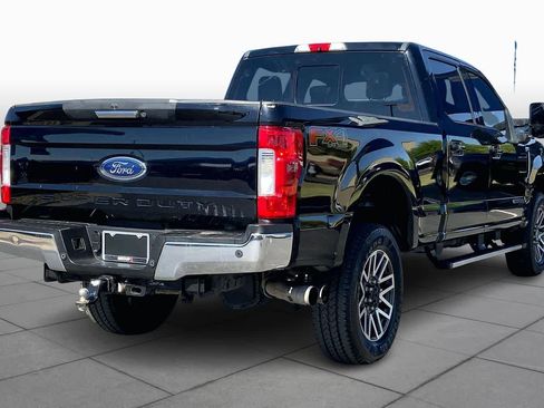 Used 2017 Ford F250 Lariat w/ Lariat Value Package image 13