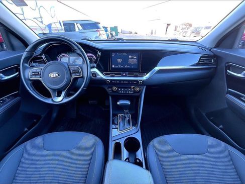 Used 2020 Kia Niro LXS image 15