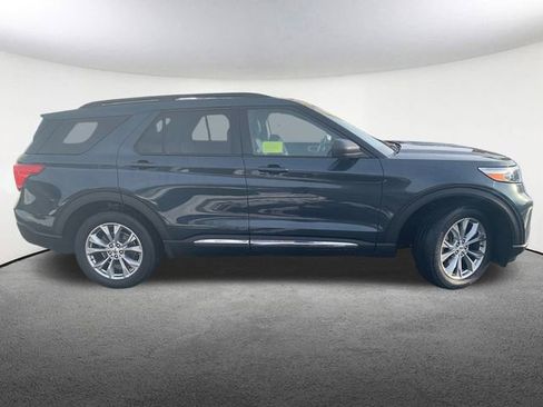 Used 2023 Ford Explorer XLT w/ Equipment Group 202A image 15