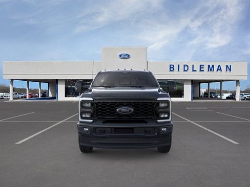 New 2026 Ford F250 Lariat w/ Black Appearance Package AWD/4WD image 8