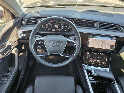 Used 2024 Audi Q8 e-tron Prestige w/ Prestige Package AWD/4WD image 5