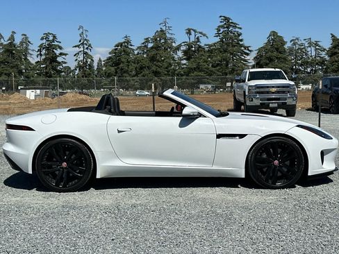 Used 2020 Jaguar F-TYPE Convertible RWD image 7