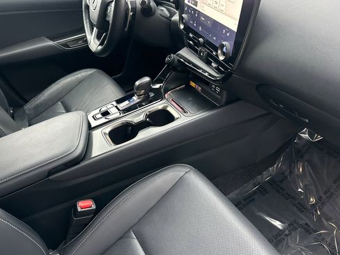 Certified 2025 Lexus NX 300h AWD w/ Luxury Package image 31