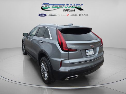 Used 2024 Cadillac XT4 Premium Luxury image 10