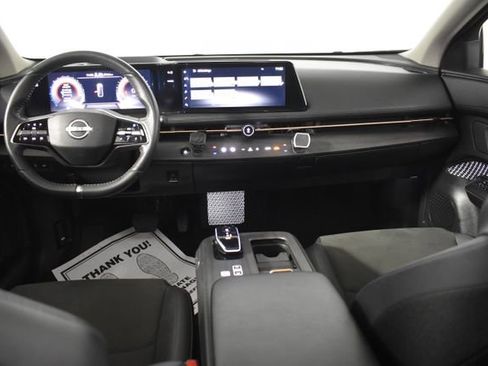 Used 2024 Nissan Ariya AWD image 30
