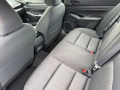 Used 2023 Nissan Altima 2.5 SV image 6