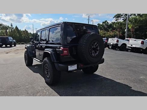 New 2025 Jeep Wrangler Unlimited Rubicon 392 image 30