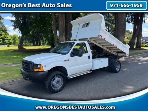 Used 2001 Ford F550 2WD Regular Cab Super Duty image 1