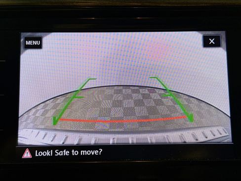 Used 2022 Volkswagen Passat 2.0T image 17