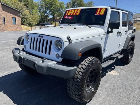 Used 2018 Jeep Wrangler Unlimited Sport AWD/4WD image 37