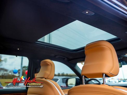 Used 2025 Jeep Grand Cherokee L Summit w/ Advanced Protech Group IV image 14