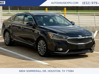 Used 2017 Kia Cadenza Premium