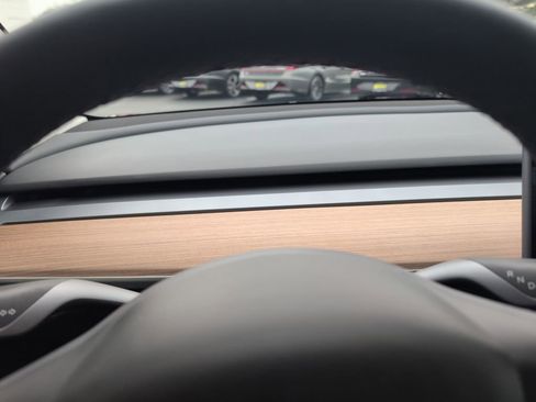 Used 2023 Tesla Model 3 Standard Range image 15