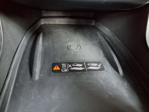 Used 2025 Chevrolet TrailBlazer ACTIV w/ Convenience Package image 10