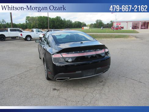 Used 2019 Lincoln MKZ Premiere image 10