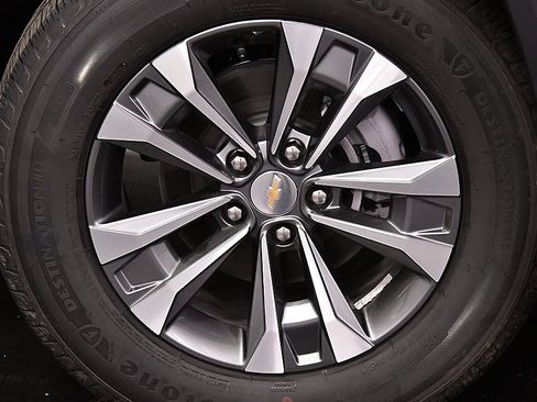 New 2026 Chevrolet Equinox LT image 9