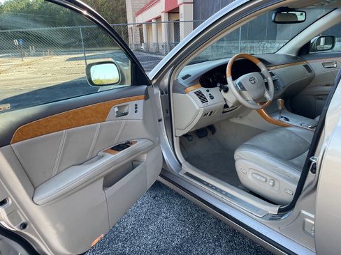 Used 2007 Toyota Avalon Limited image 5