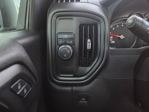 Used 2022 Chevrolet Silverado 1500 W/T RWD image 33