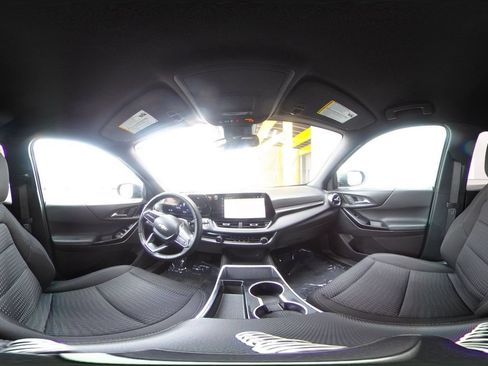 Used 2025 Chevrolet Equinox LT FWD image 47