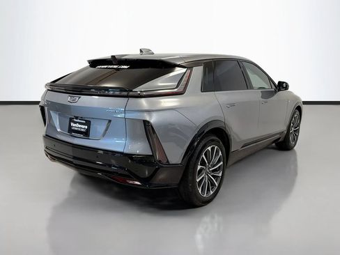 Used 2024 Cadillac Lyriq Sport AWD/4WD image 23