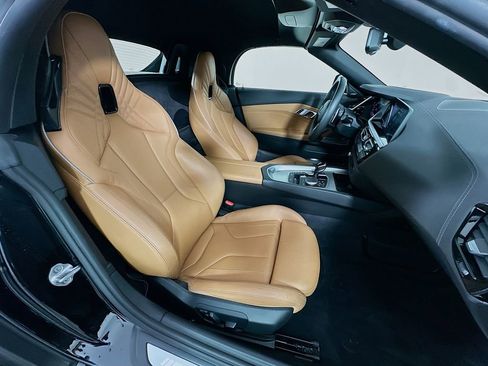 Used 2021 BMW Z4 M40i RWD image 25