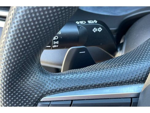 Used 2022 Mitsubishi Outlander ES image 37