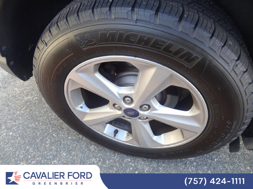 Used 2015 Ford Edge SE FWD image 11