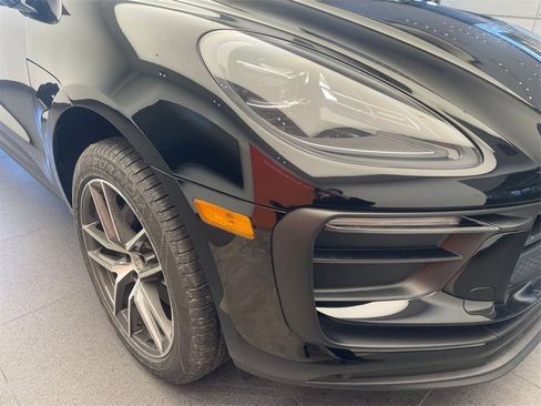 New 2026 Porsche Macan image 27