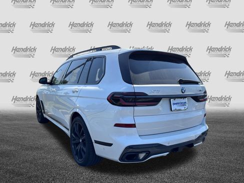 Certified 2025 BMW X7 xDrive40i w/ M Sport Package AWD/4WD image 9
