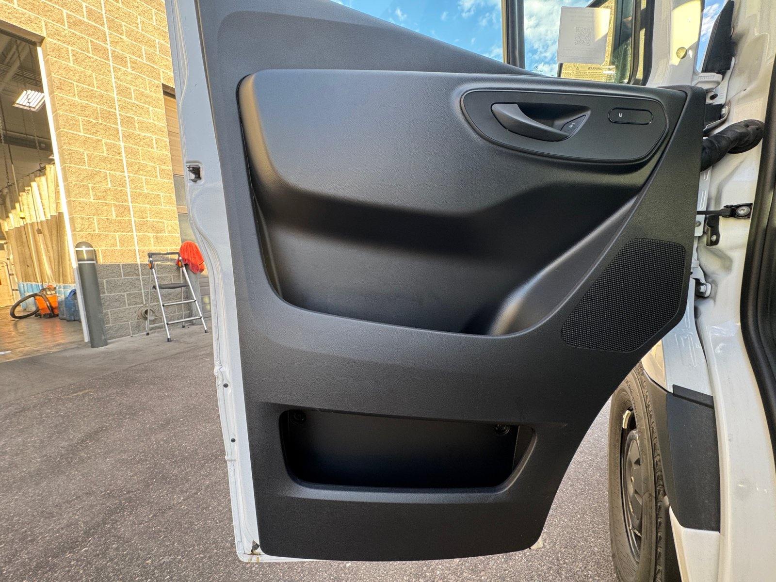 New 2025 Mercedes-Benz Sprinter 2500 image 28