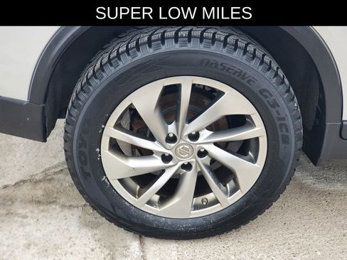 Used 2015 Nissan Rogue SL w/ SL Premium Package image 5