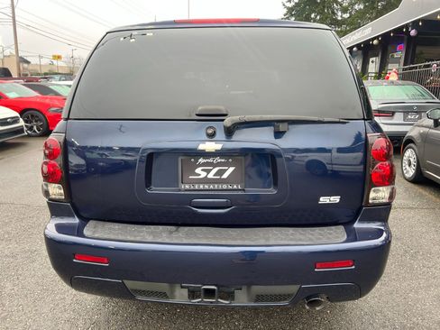 Used 2009 Chevrolet TrailBlazer SS w/ Sun And 6-Disc Cd Package image 8