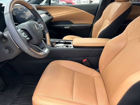 Used 2024 Lexus RX 350h AWD/4WD image 11