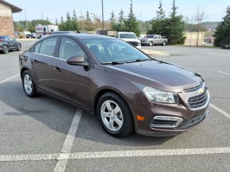 Used 2015 Chevrolet Cruze LT w/ Technology Package FWD video 3