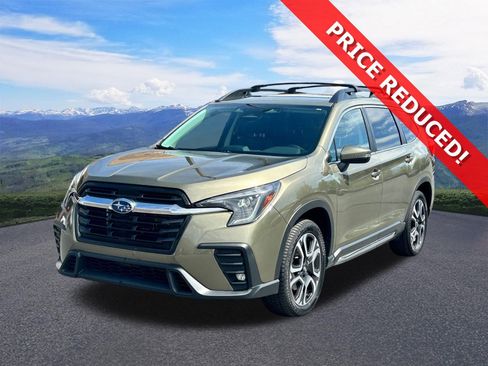 Used 2023 Subaru Ascent Limited AWD/4WD image 1