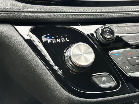 New 2026 Chrysler Pacifica Select image 25