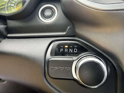 Used 2022 RAM 1500 Big Horn RWD image 17