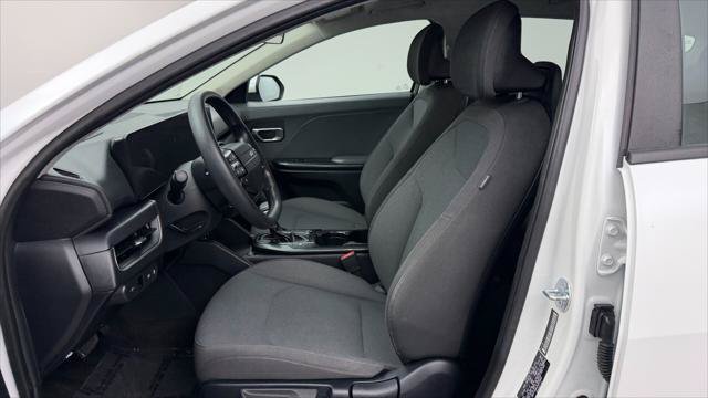 Used 2025 Kia K4 FWD image 14