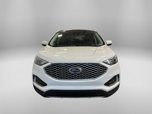 Used 2024 Ford Edge SEL w/ Convenience Package image 3