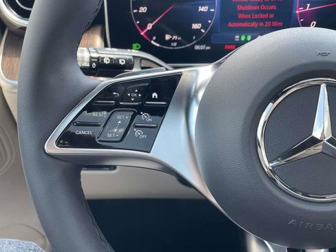New 2026 Mercedes-Benz GLC 300 4MATIC image 36