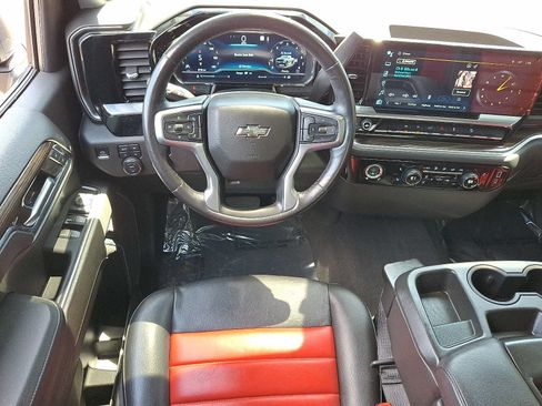 Used 2022 Chevrolet Silverado 1500 LT Trail Boss AWD/4WD image 12
