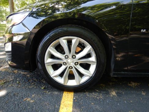 Used 2020 Chevrolet Malibu LT FWD image 27