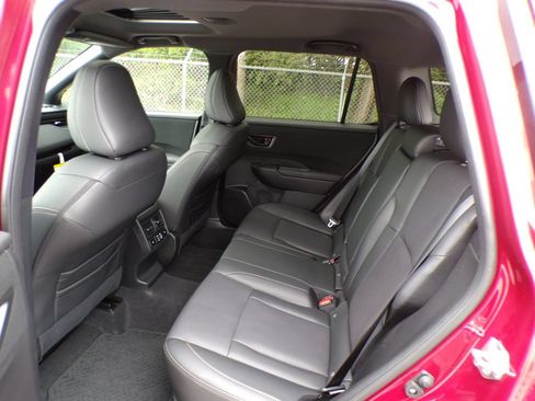 Used 2026 Subaru Outback Limited AWD/4WD image 18