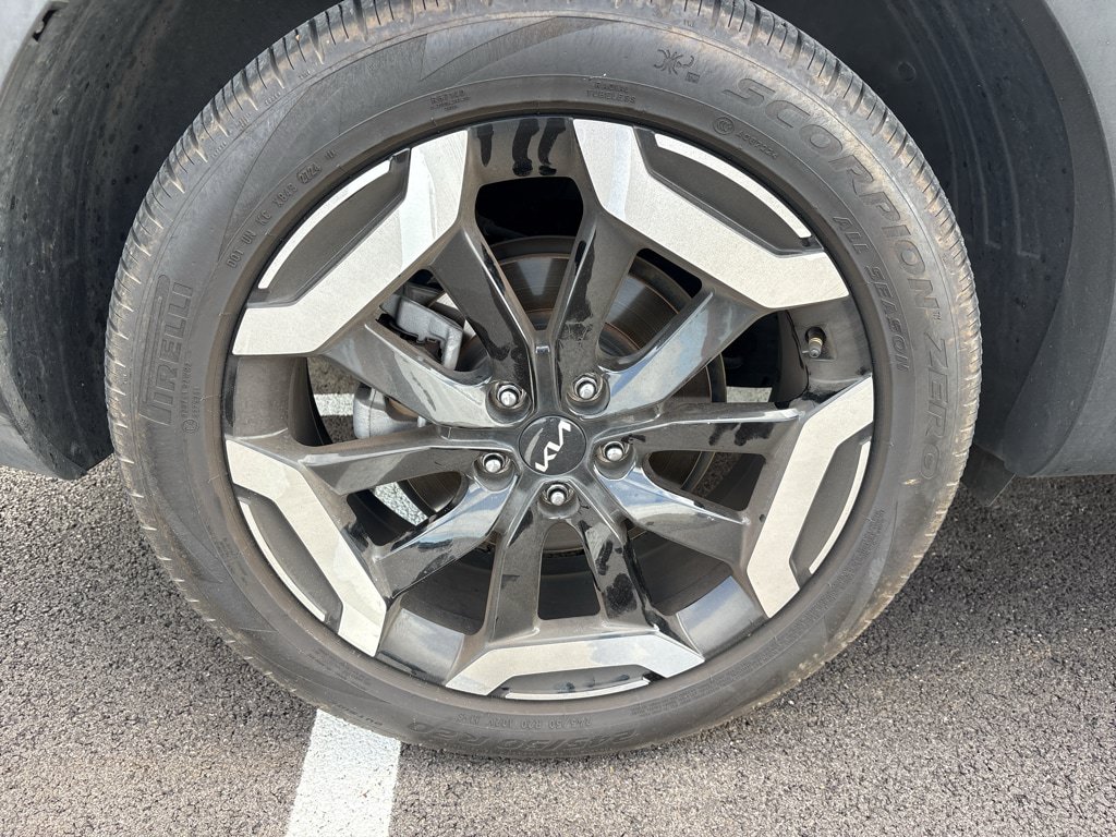 Used 2024 Kia Telluride EX AWD/4WD image 14
