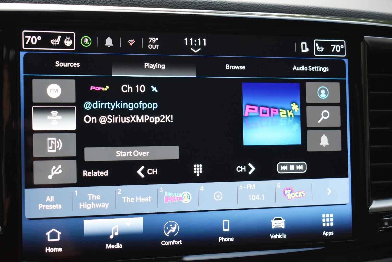 Used 2025 Chrysler Pacifica Select FWD image 25