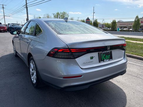 Used 2023 Honda Accord LX image 11