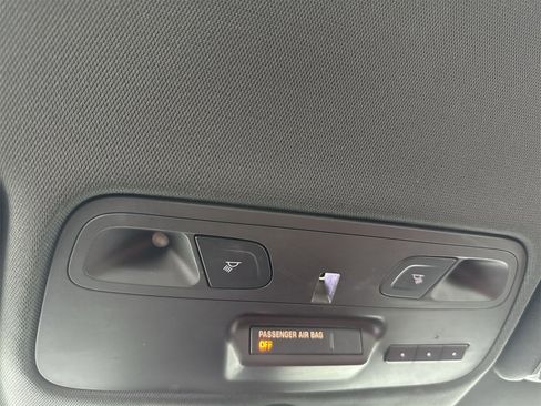 Used 2018 Chevrolet Camaro LT image 23