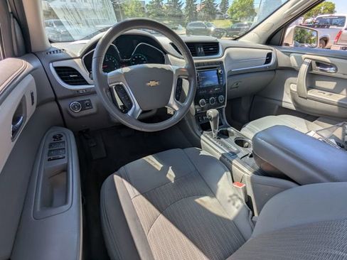 Used 2014 Chevrolet Traverse LT AWD/4WD image 5